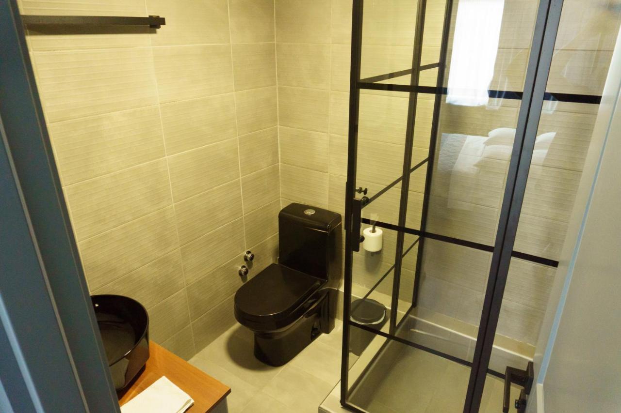Sani Deluxe Suites Home- Monastiraki Square - Brand New Home Афины Экстерьер фото